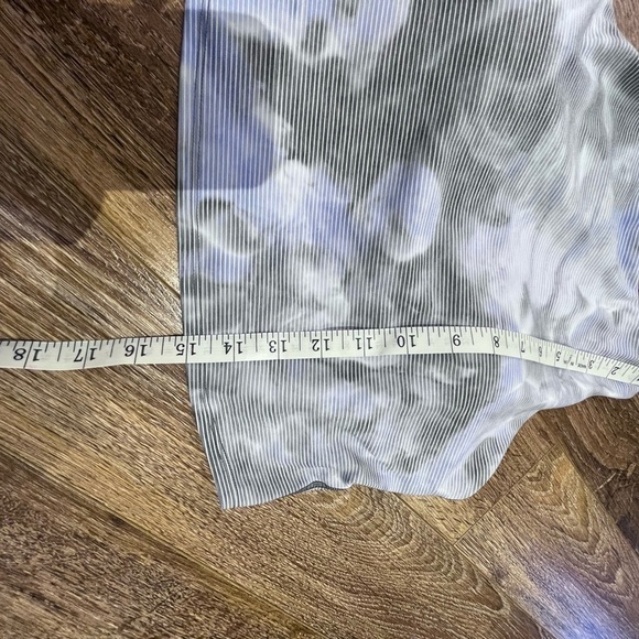 ATHLETA tank crop top size medium - Picture 6 of 6